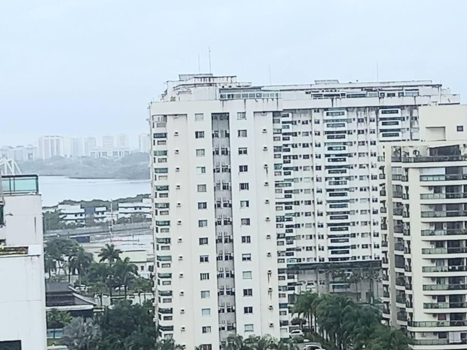 Lindo Flat Na Barra Da Tijuca Proximo A Shopping E Praias Appartement Rio de Janeiro